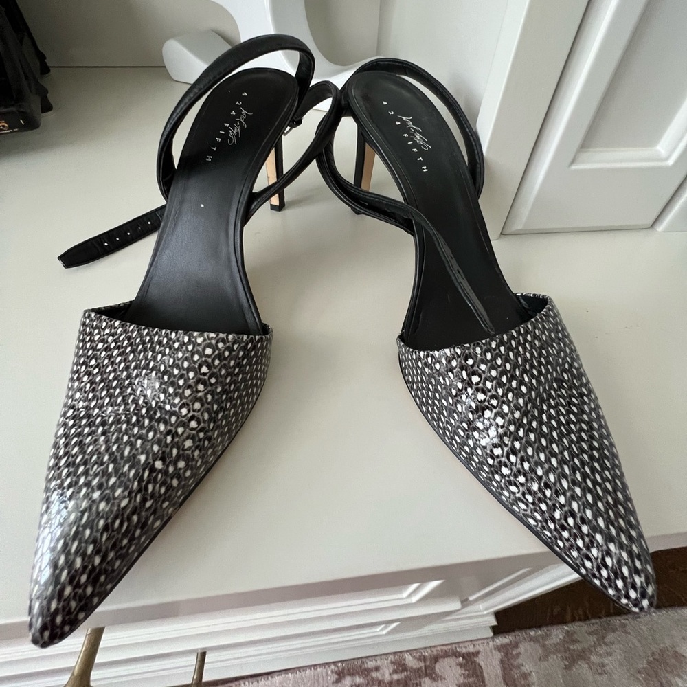 LORD & TAYLOR 424 FIFTH Pointed Toe strappy Heels Leather Women’s size 10